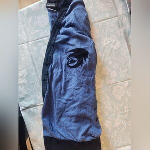 DreamWorks Dragons sweater